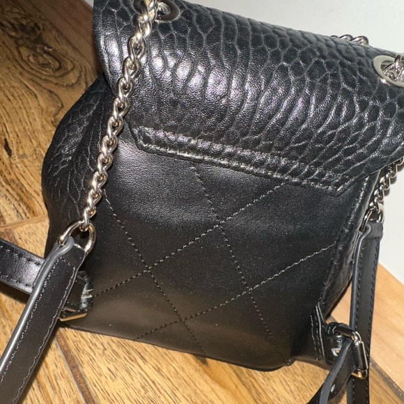 Vunque Backpack - Picture 3 of 7